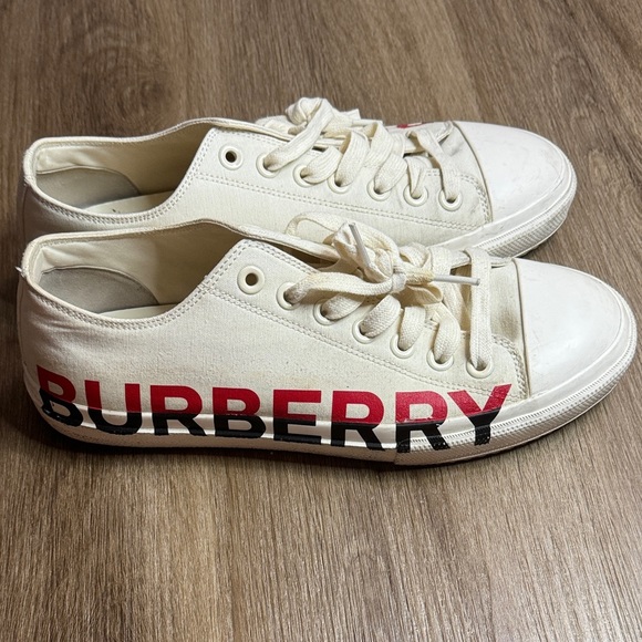 Burberry Larkhall Off-White Canvas Sneakers Minimalist and Casual Unisex Sz 9.5 - Picture 2 of 14
